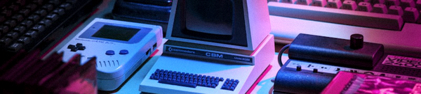 笔记本电脑屏幕上显示快连VPN电脑版应用程序连接设置与服务器选择的配置界面