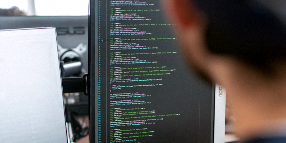 快连VPN电脑版安装向导界面截图，显示欢迎页面和安装进度条