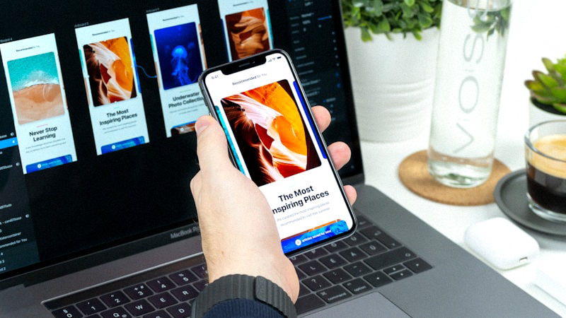 快连VPN macOS版应用程序主界面，显示已登录状态和巨大的快速连接按钮